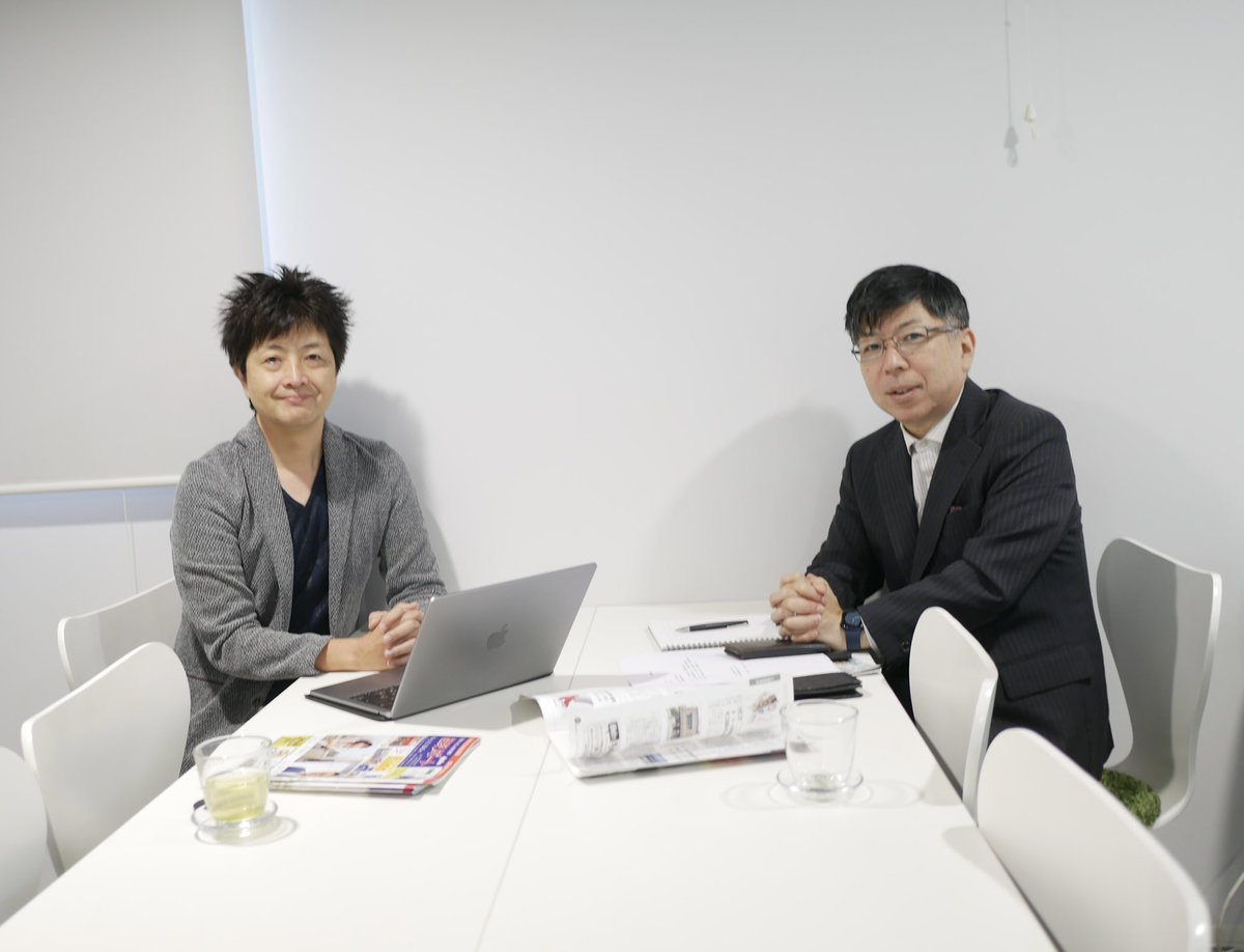 gmakoto's tweet photo. 本日発行の経済レポート10.1 (1856号)のP22に、先日のインタビュー記事が掲載されました!(広島東部、岡山エリア)
弊社CODE54が取り組んでいる、製造業向けの動画制作や、採用サイト制作事業などについて取り上げて頂いています。
#経済レポート
#code54
#動画制作
#採用サイト制作 https://t.co/05shFhy7vw
