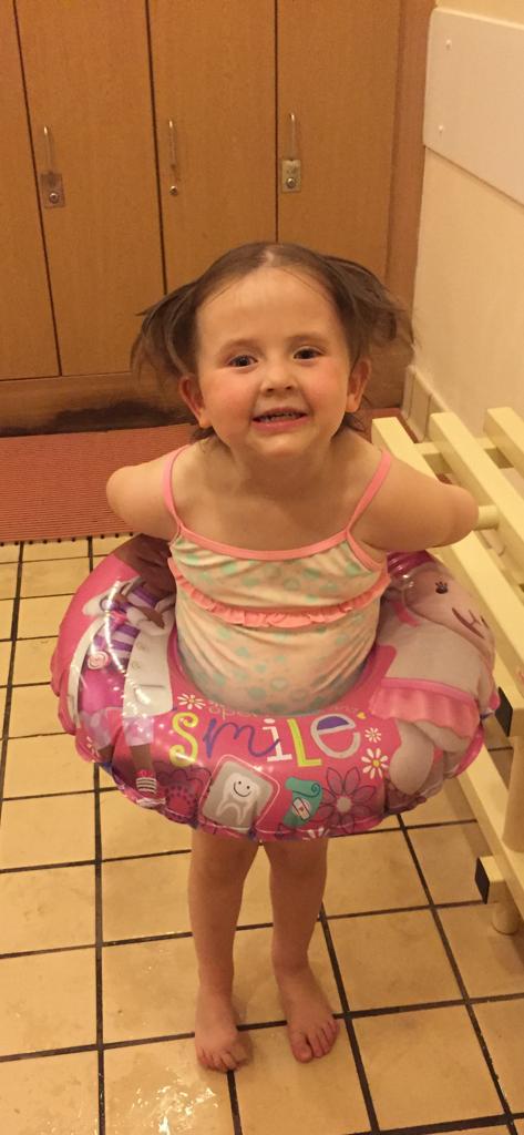 RosieVeronica&Mum tweet media