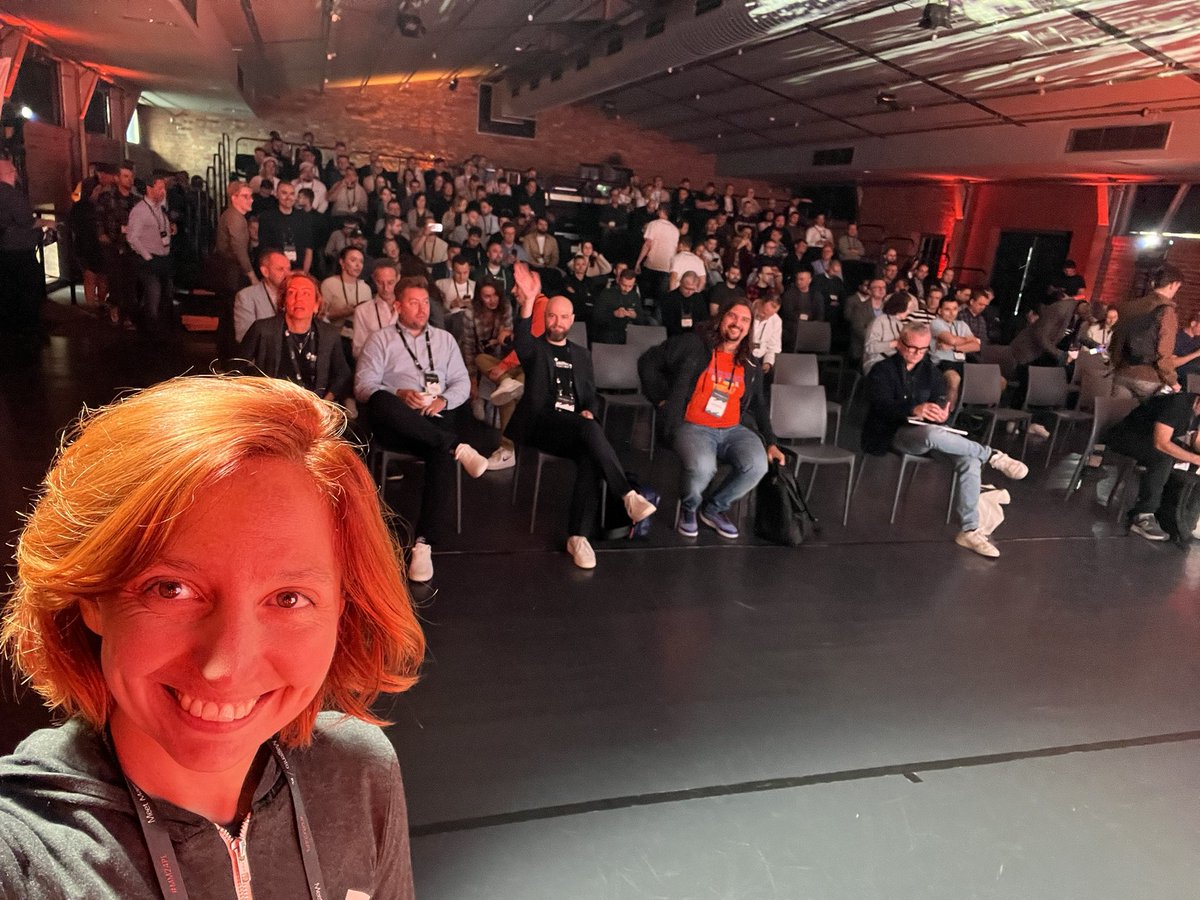 Marta Molińska 🇺🇦🚑🇵🇱 (@molme) on Twitter photo Hello again! 🥰 #mm24pl
11th edition made together with <a href="/snowdog/">Kuba Zwolinski</a> 👌<a href="/MeetCommercePL/">Meet Magento Poland 2024</a> Hello again! 🥰 #mm24pl
11th edition made together with <a href="/snowdog/">Kuba Zwolinski</a> 👌<a href="/MeetCommercePL/">Meet Magento Poland 2024</a>