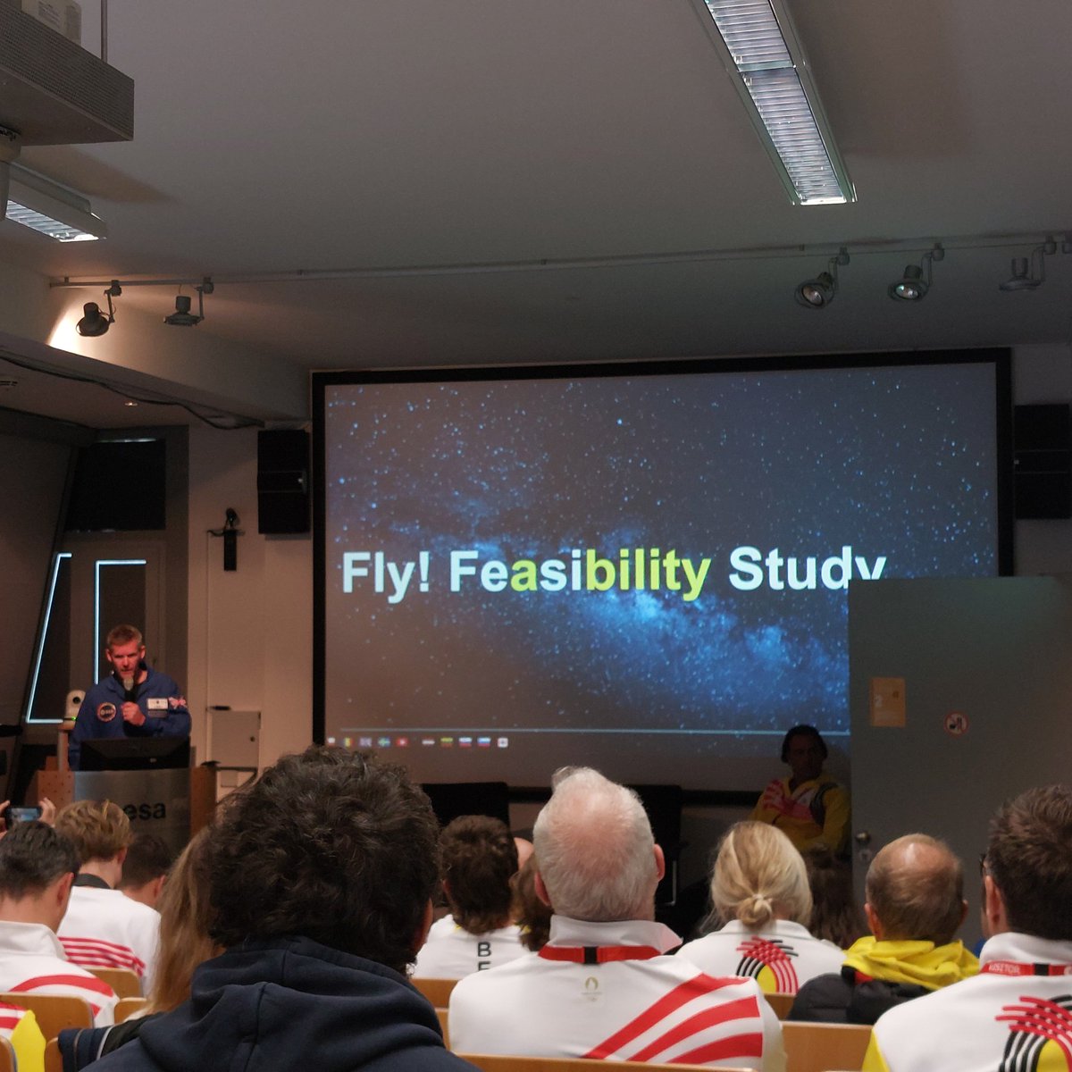 Gav_physiol's tweet image. Today we welcomed a delegation of Belgian Olympic and Paralympic support staff and athletes to discuss skill acquisition, performance monitoring, and preparing for peak performance in both sport and space!