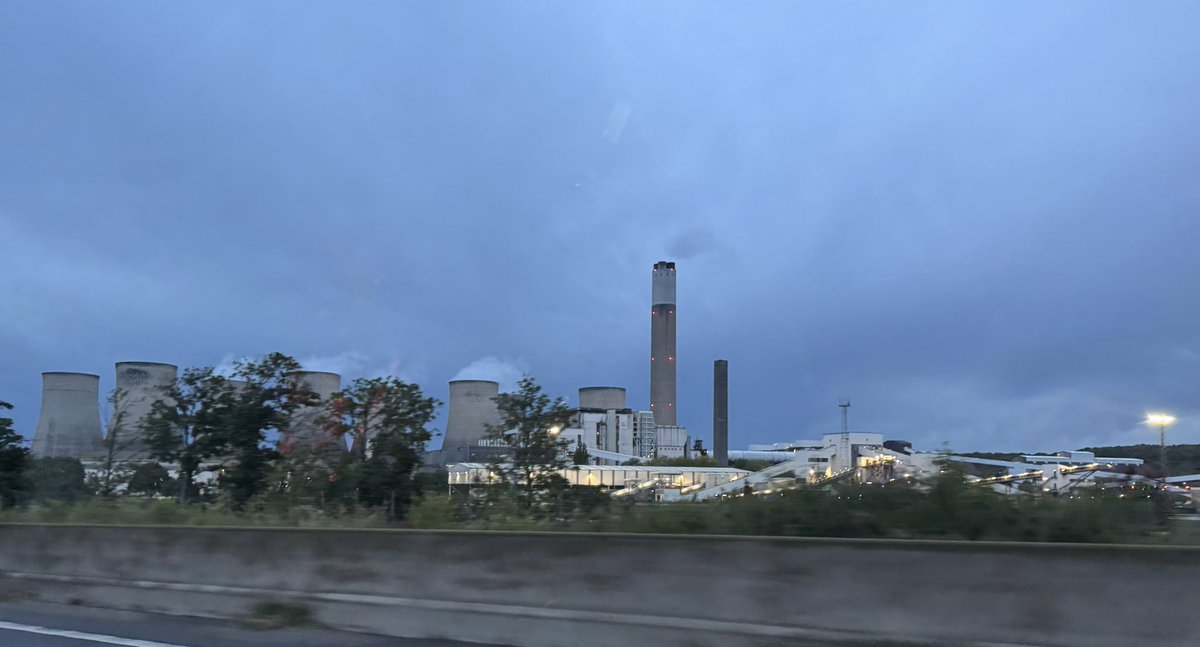 Saw Ratcliffe-on-Soar running for the lat time yesterday.. next time I drive past it will be closed - the end of the cloud factory and the end of coal generation in the UK