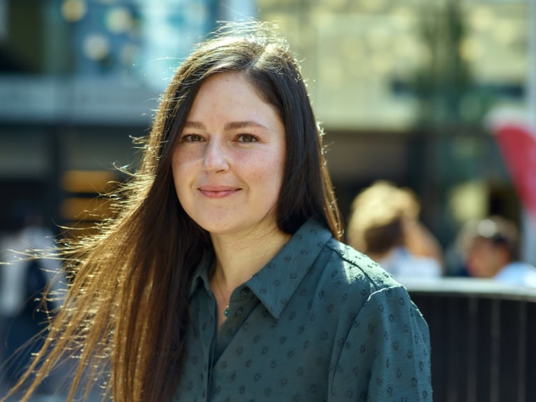 Nieuw interview met @_sociaalnet 

"Welvaartschauvinisme: sociale rechten enkel voor de ‘eigen’ mensen?”. 

Op 10 oktober geef ik ook een webinar over dit onderwerp, meer info hier:
sociaal.net/achtergrond/we…