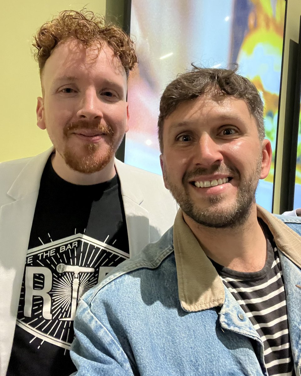 Chris Arnold (@chrisarnoldinc) on Twitter photo Brilliant evening celebrating 10 years of <a href="/rtbspokenword/">Raise the Bar</a> at <a href="/Bristol_Beacon/">Bristol Beacon</a>! Huge congrats to @CraftDRap and team on an incredible achievement!
Hear my interviews with some of the acts (including the brilliant <a href="/jordanfstephens/">Jordan Stephens</a>) on <a href="/BBCUpload/">BBC Upload</a> this week! Brilliant evening celebrating 10 years of <a href="/rtbspokenword/">Raise the Bar</a> at <a href="/Bristol_Beacon/">Bristol Beacon</a>! Huge congrats to @CraftDRap and team on an incredible achievement!
Hear my interviews with some of the acts (including the brilliant <a href="/jordanfstephens/">Jordan Stephens</a>) on <a href="/BBCUpload/">BBC Upload</a> this week!
