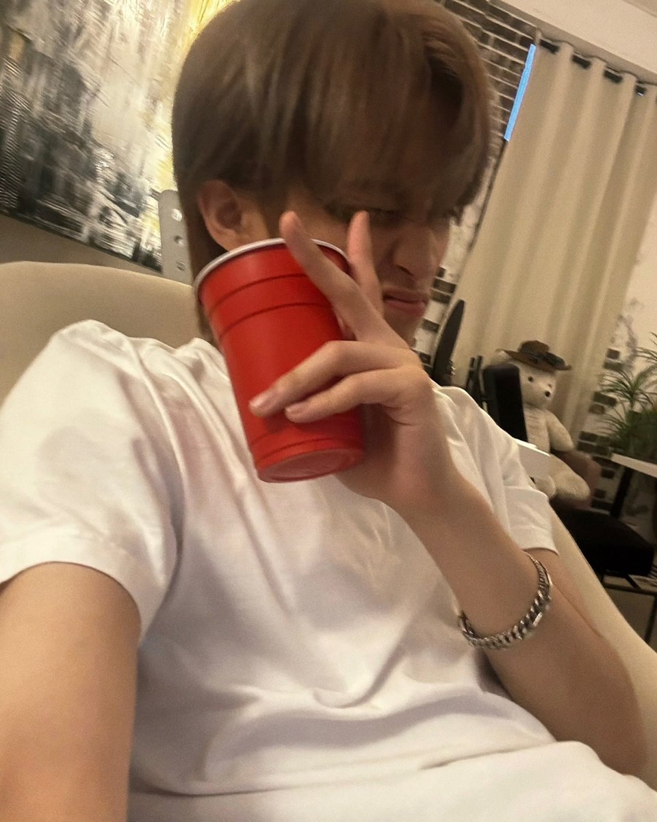 사둥 ²⁰⁰ tweet media