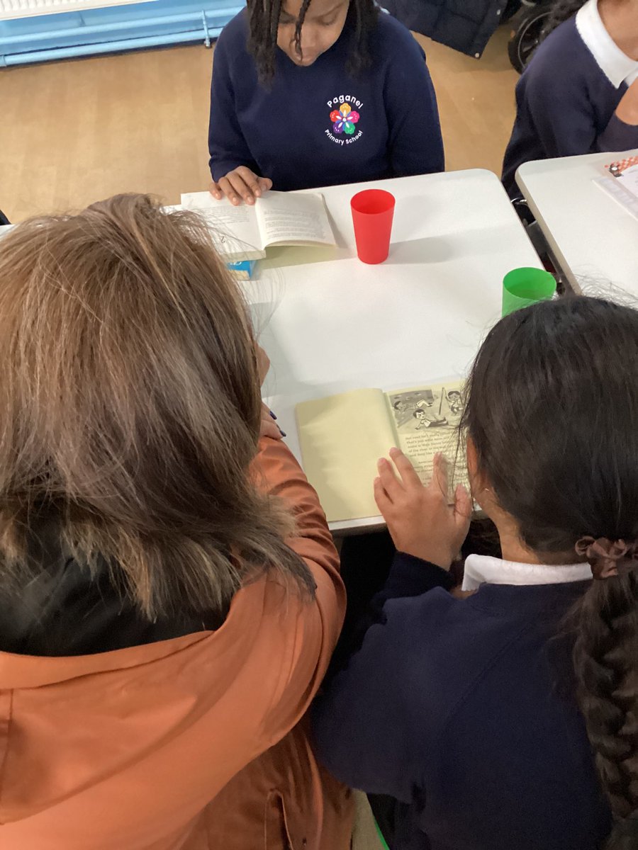 A fab reading breakfast this morning! <a href="/paganelschool/">Paganel Primary</a> Thank you to all the year 6 parents who attended! 📚📙