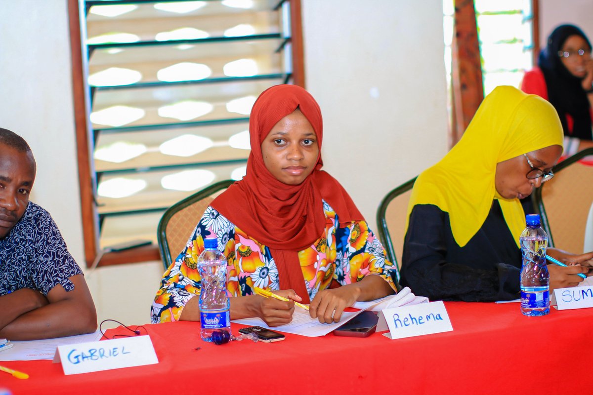 🙌 We're thrilled to bring the #HakiNiYetu training to Kwale County! 

Engaging grassroots groups in capacity-building to create strong, resilient organizations that champion rights and governance at the community level.💪 
#HakiNiYetu