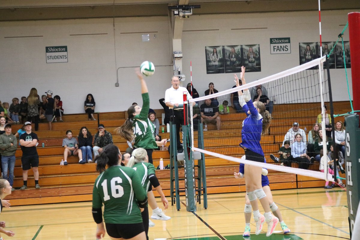 The Shiocton Volleyball team competed at the Algoma Invitational this weekend with the Chiefs picking up a win over Two Rivers while having tough losses to Pacelli, Algoma, Bonduel, and Valley Christian during the tournament! GO CHIEFS!