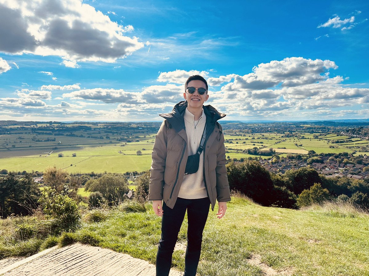 Let’s not talk about the hike getting up here 🥵 …. *passes out*