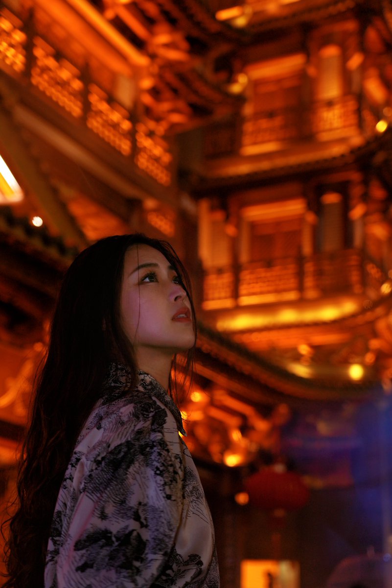 CocoStudio4's tweet photo. #WayToModernization #ThrivingChina
Le temple du Grand Bouddha présente certaines des caractéristiques de l'architecture du sud de la Chine, avec un pavillion principal imposant s'élevant sur six étages et des tuiles vernissées qui brillent sous le soleil. https://t.co/ayb5RQod8Y
