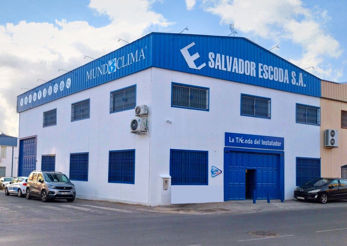 SalvadorEscoda's tweet photo. 🚀 ¡Pronto abrimos #EscodaStore en Granada Sur! 🎉
📍 Av. Madrid, 152, Ogíjares, Granada
🏢 75 m² de tienda + 270 m² de almacén
👨🔧 27 expositores con las mejores soluciones en #climatización, #ventilación y más
¡Te esperamos! 💪
#Instaladores #instalador #SalvadorEscoda #HVAC https://t.co/h7C8lgxtDl