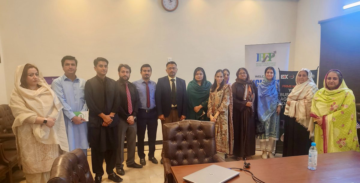 TheBankofKhyber's tweet image. BoK, in collaboration with the Inclusive Business Development Park (IBDP), recently hosted a session aimed at empowering Small and Medium Enterprises (SMEs), with a special focus on women-led businesses. 

#BankofKhyber #BoK #IBDP #Women #Inclusion #SMEs