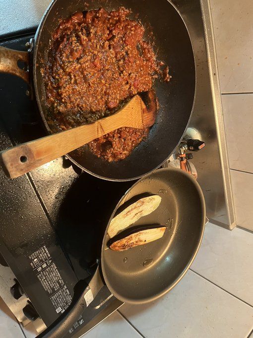 焼き茄子とキーマいきまーす 