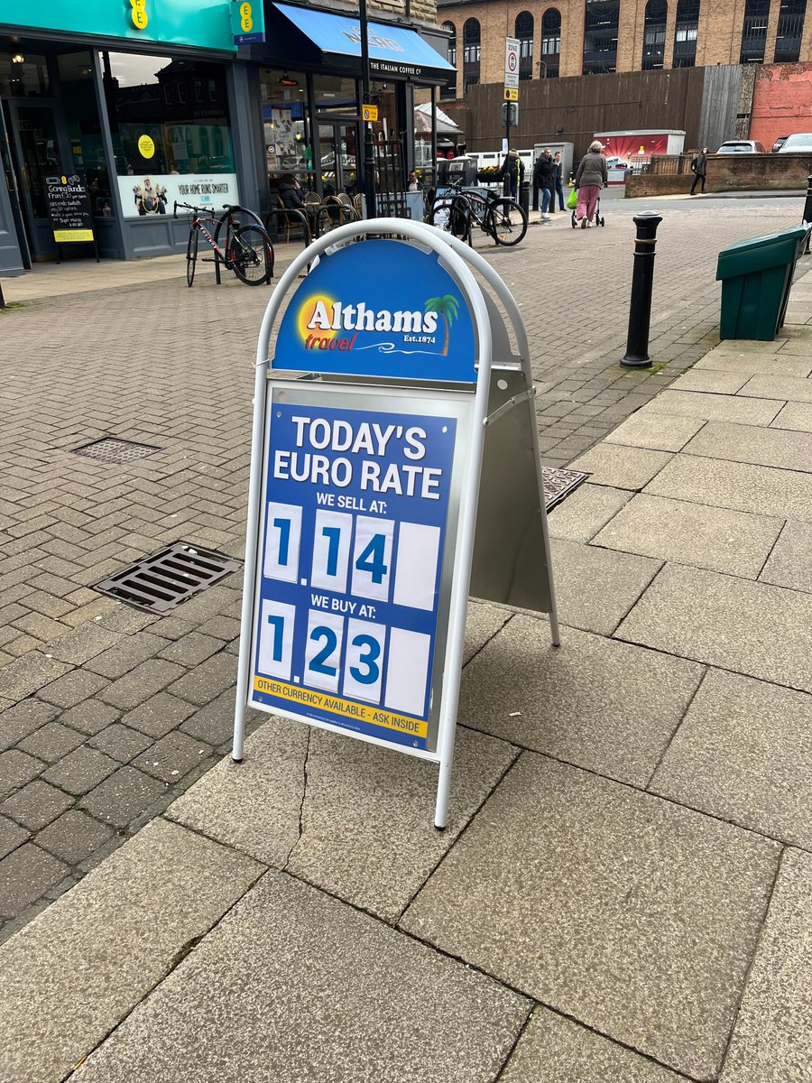 displayexperts's tweet image. Thank you to @AlthamsTravel for sending over some great images of their Eco Booster Poster A Board.📸
 
A Discount Displays exclusive and our best value for money pavement sign.

Head over to our website to learn more!

Product code: PS060-MT

#pavementsign #travelagent #signage