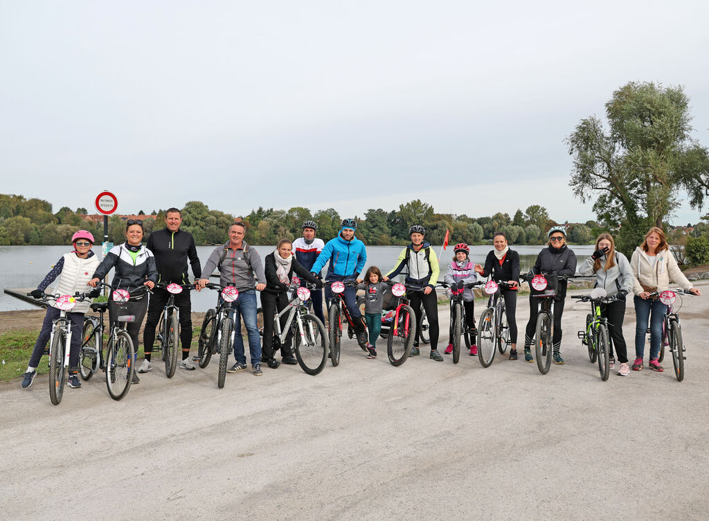 Valmetropole's tweet image. #Vélotour 🚲 [Retour sur l&apos;édition 2024 de Valenciennes Métropole Vélotour]
👉5 000 participantes &amp;amp; participants 🚴‍♂️🚴 étaient au rdv de l&apos;édition 2024 qui s&apos;est déroulée ce weekend !
Bravo à toutes et à tous 👏👏
Vivement l&apos;édition 2025  😃
@velotour