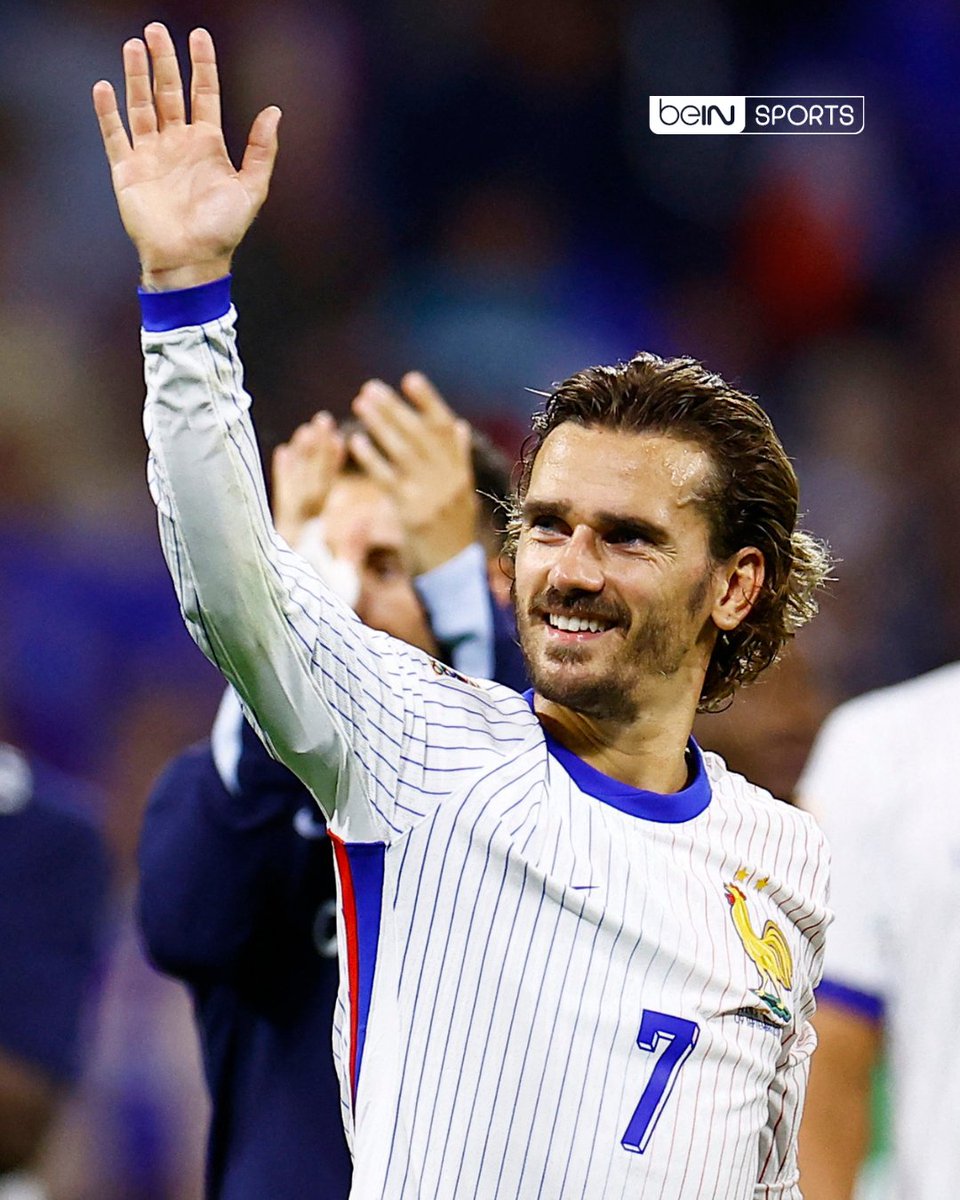 beinsports_FR's tweet photo. 🚨🇫🇷 GRIEZMANN ANNONCE SA RETRAITE INTERNATIONALE !

😲 A 33 ans, Antoine Griezmann annonce prendre sa retraite internationale !

Son palmarès avec les Bleus : 
⭐️ Coupe du Monde 2018
🏆 Ligue des Nations 2021
🥈 Finaliste Coupe du Monde 2022
🥈 Finaliste Euro 2016
👕 137 sélections
⚽️ 44 buts
🎯 38 passes décisives

Une LÉGENDE de l'Équipe de France ! ✨