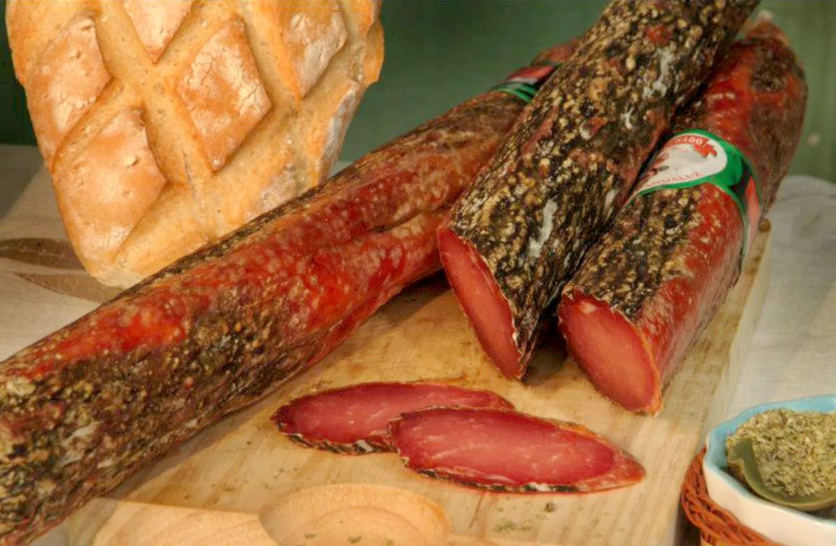 El Cerdito Andaluz (Benaoján), embutidos y chacinas con todo el sabor de las recetas de antaño 😋

#ProductosSAM

saboramalaga.es/es/actualidad/…