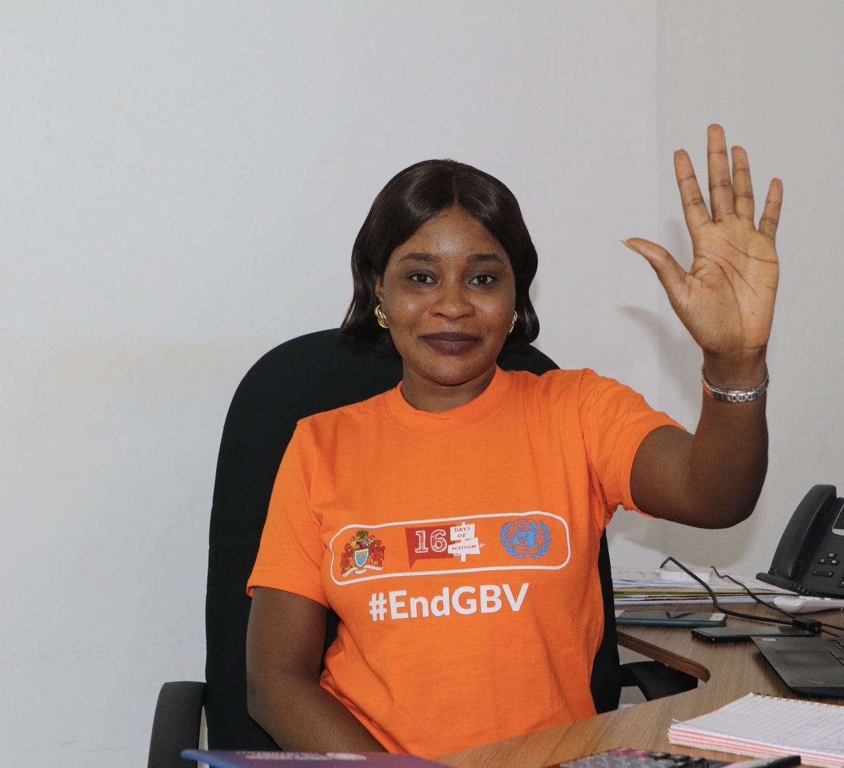 UNFPATheGambia's tweet image. Women's bodies are not your own.

Everyone deserves the right to #BodilyAutonomy &amp;amp; respect✊

🧡Stand with us
🧡Speak out
🧡End violence 

#MondayMotivation