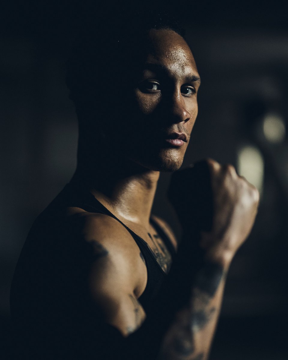 MatchroomBoxing's tweet photo. One shall stand, one shall fall ⚔️ @jack_catt93 @RPrograis 

#CatterallPrograis | Oct 26 | @DAZNBoxing https://t.co/V5cFP97TOn