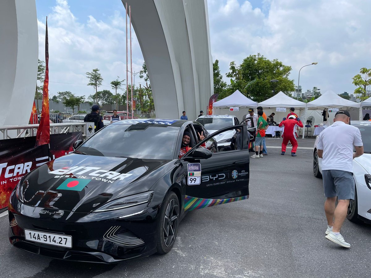 rmr_rahman's tweet photo. めちゃくちゃ楽しかったけど、明日から本名のドリフト @formuladjapan 岡山の準備‼️
先ずは新品ミッションのシェイクダウンからだね😅
@aabangladesh3
#formuladrift #gymkhana #drifting #aagc
#japan #japanlife #liveinjapan #foreigner #foreignerinjapan #lifestyle #lifeinjapan #jdm #jdmlifestyle #jdmlife #ラーマン応援団 #ラーマン奮闘記 #buynowjapan #rswatanabe #ガレドリ改 #youtube #garedori #fdj2 #drift #drifting #formuladrift #export #import #jdmparts #jdmcars #influencer #livinginjapan