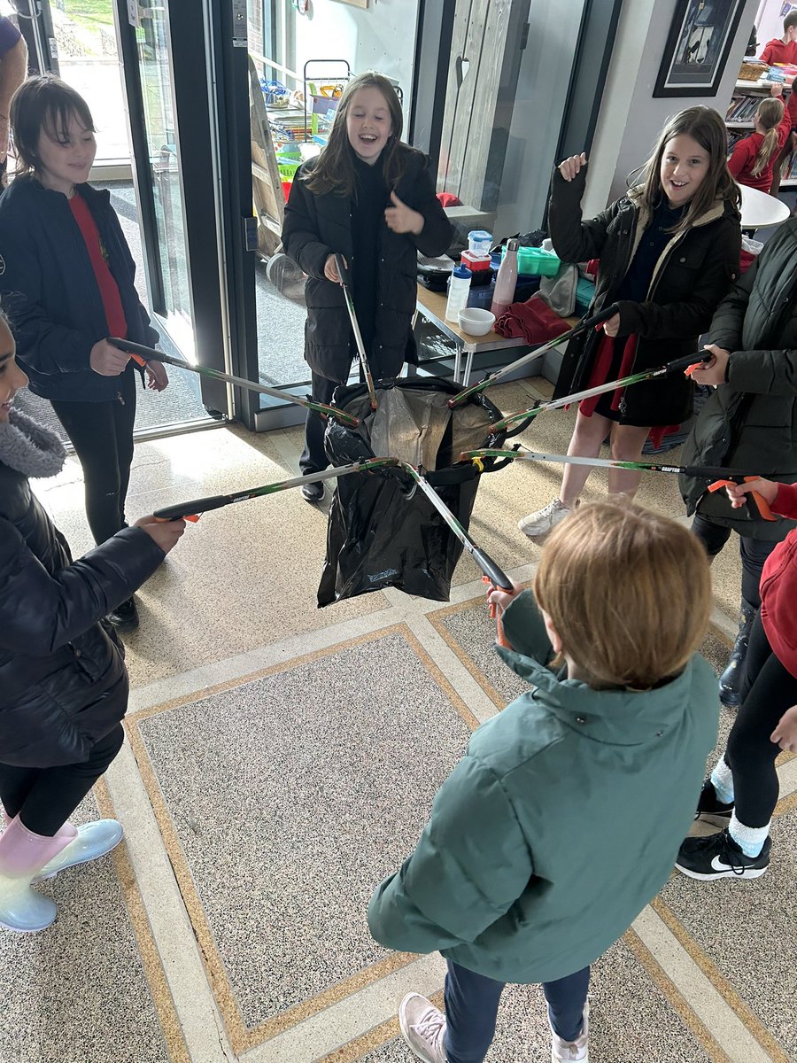 Duns Primary School tweet media