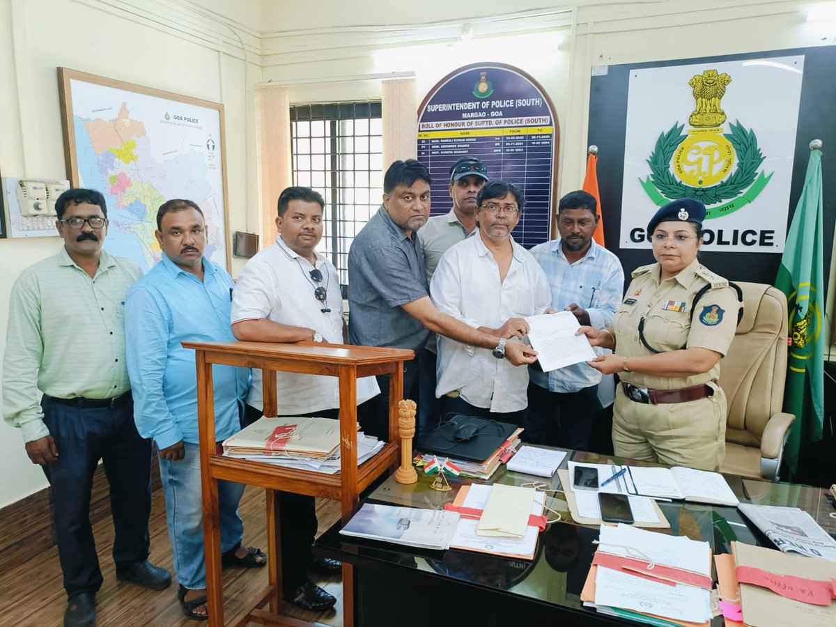 khan_tannam's tweet photo. In accordance with the SC judgement on hate speeches, @niazi_shaikh - Chairman @GPCCMinority has submitted a complaint to the SP - Margao (South), with regards to the recent hate and divisive agenda being spread in peace loving #Goa by certain groups.
#hatespeech #cancona https://t.co/rZJetjiQIU