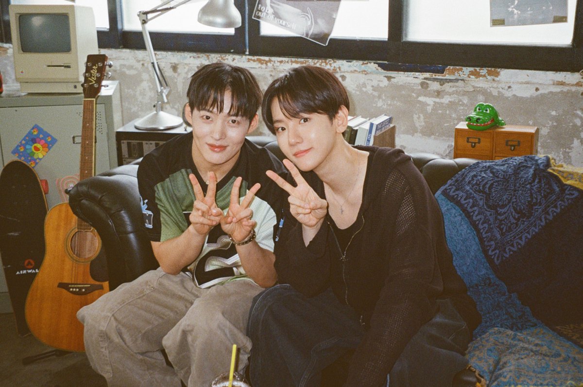 M2MPD's tweet photo. 필름카메라로 기록한 9월의 추억📸 10월에도 쭈욱 엠투와 함께해요❣ #9월의엠투 #M2film #오지구영 #BAEKHYUN #백현 @BAEKHYUN_INB100 https://t.co/Q5ijMQXNqc