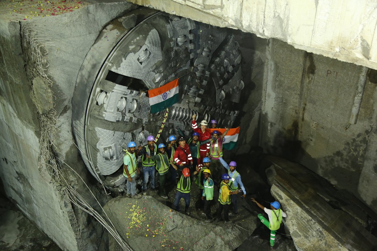 RailAnalysis's tweet photo. #TERRATEC #TBM ‘Kolli’ achieves #breakthrough at Otteri #Station for #Chennai #Metro #Phase-2
Read more...https://t.co/uu9pocfhAL
#ChennaiMetro #corridor3 #construction #infrastructure #tunnel #planning #project #design #progress #india #tataprojects #underground #section #CMRL https://t.co/7sJHvXDFhX