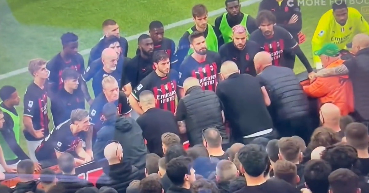 sevedamiolini's tweet photo. Visti i recenti fatti di cronaca queste immagini fanno sicuramente riflettere... @mirkonicolino @enzomarangio @ClaudioZuliani #inter #Milan #ultras @fondazionejb https://t.co/IBu8e6ffyI
