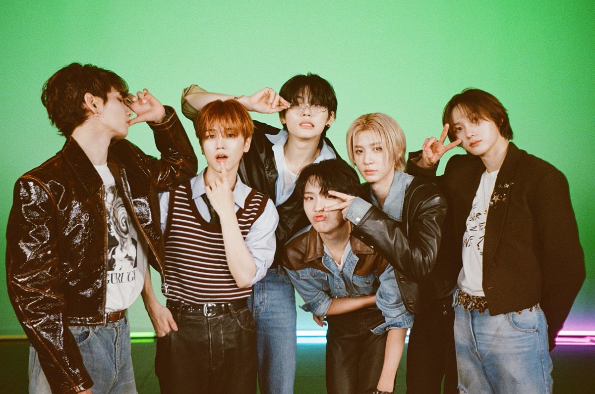 M2MPD's tweet photo. 필름카메라로 기록한 9월의 추억📸 10월에도 쭈욱 엠투와 함께해요❣ #9월의엠투 #M2film #릴레이댄스 #BOYNEXTDOOR #보이넥스트도어 @BOYNEXTDOOR_KOZ https://t.co/g5Qp2BXsoP
