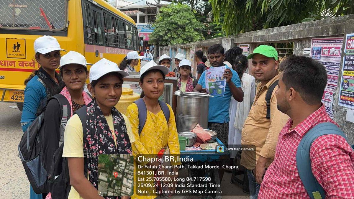 NSSRDPATNA's tweet photo. NSS Unit of Rajendra College Chapra, Bihar actively engages in a door-to-door awareness program as part of #SwachhtaHiSeva campaign, promoting cleanliness and community responsibility.
@YASMinistry 
@mansukhmandviya 
@_NSSIndia 
@ArtCultureYouth https://t.co/opGH0GDkLQ