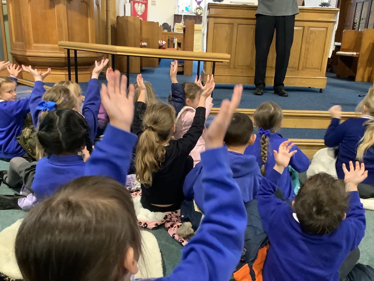 Swallows and Starlings enjoyed worship in church today as we explored the different ways we can help in each other. Thank you to our families for joining us. 
“It is lovely to join in the worship with our children.” #LGCEWorship