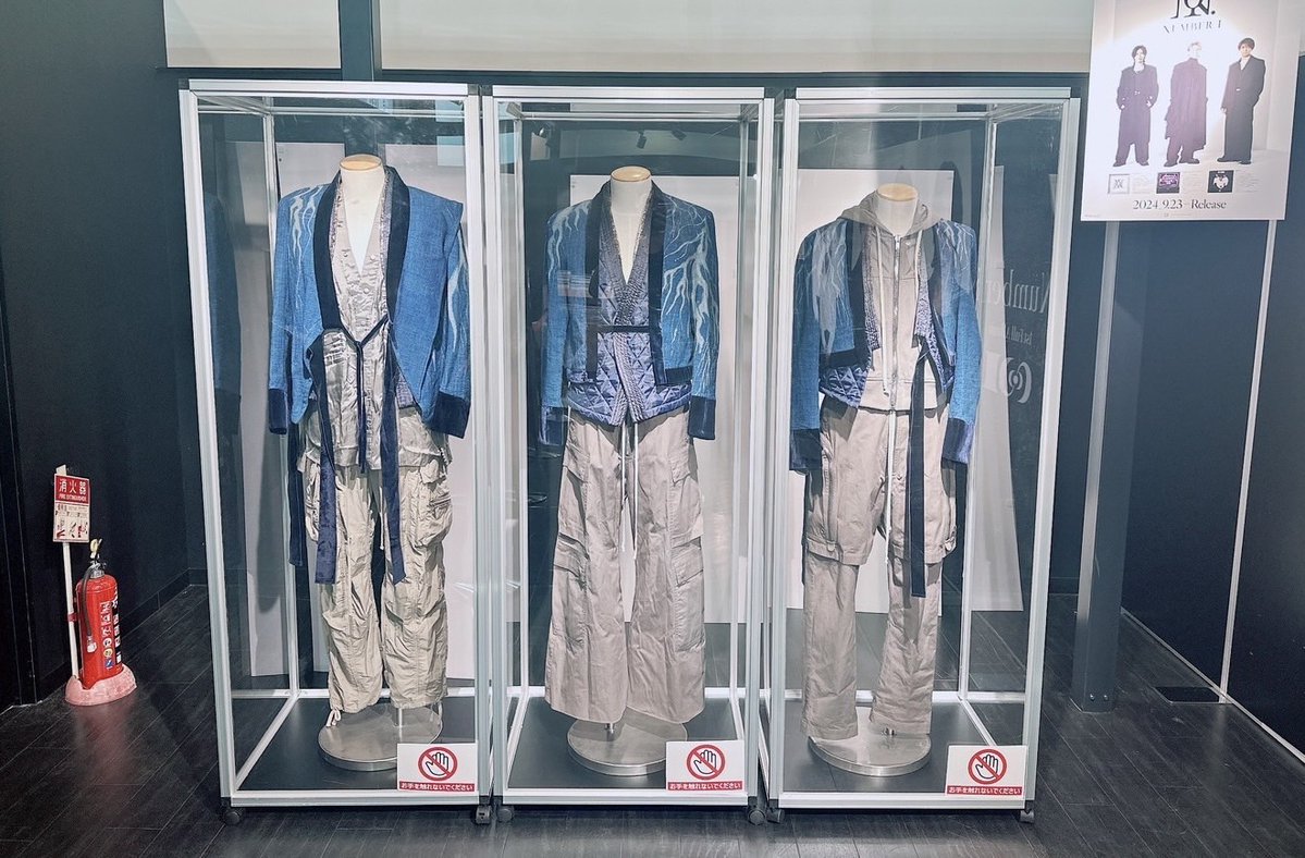 Number_i × TOWER RECORDS From Costume & Panel Exhibition