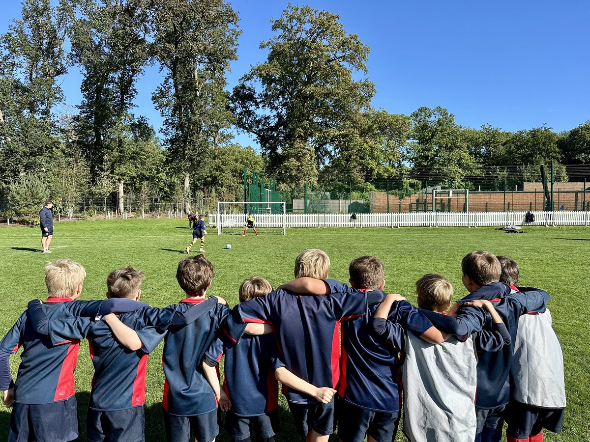 Thomas's Clapham (@thomassclapham) on Twitter photo Congratulations to these Year 6 boys on winning the trophy final at the Feltonfleet school,Ā Matt Kendall Memorial Cup.Ā
Thank youĀ <a href="/FfleetSport/">Feltonfleet Sport</a> for hosting us on what was a fantasticĀ event. Congratulations to these Year 6 boys on winning the trophy final at the Feltonfleet school,Ā Matt Kendall Memorial Cup.Ā
Thank youĀ <a href="/FfleetSport/">Feltonfleet Sport</a> for hosting us on what was a fantasticĀ event.