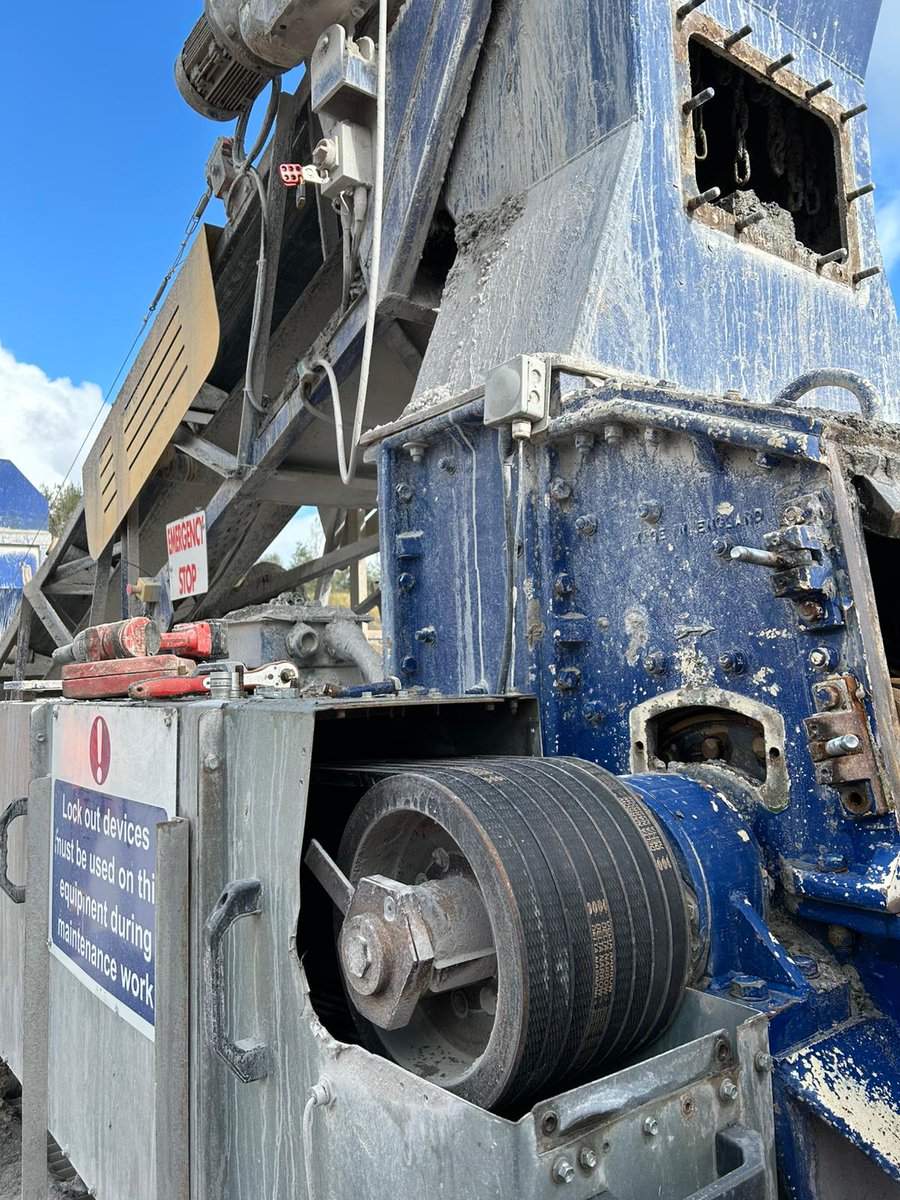 TheHSA's tweet photo. Good example of fixed crushing plant power isolation during maintenance activity observed during our ongoing quarry inspection campaign.

Find more information on Quarry Safety here
➡ https://t.co/I8BPZ8Jh3r https://t.co/Y3AdMtSBGz