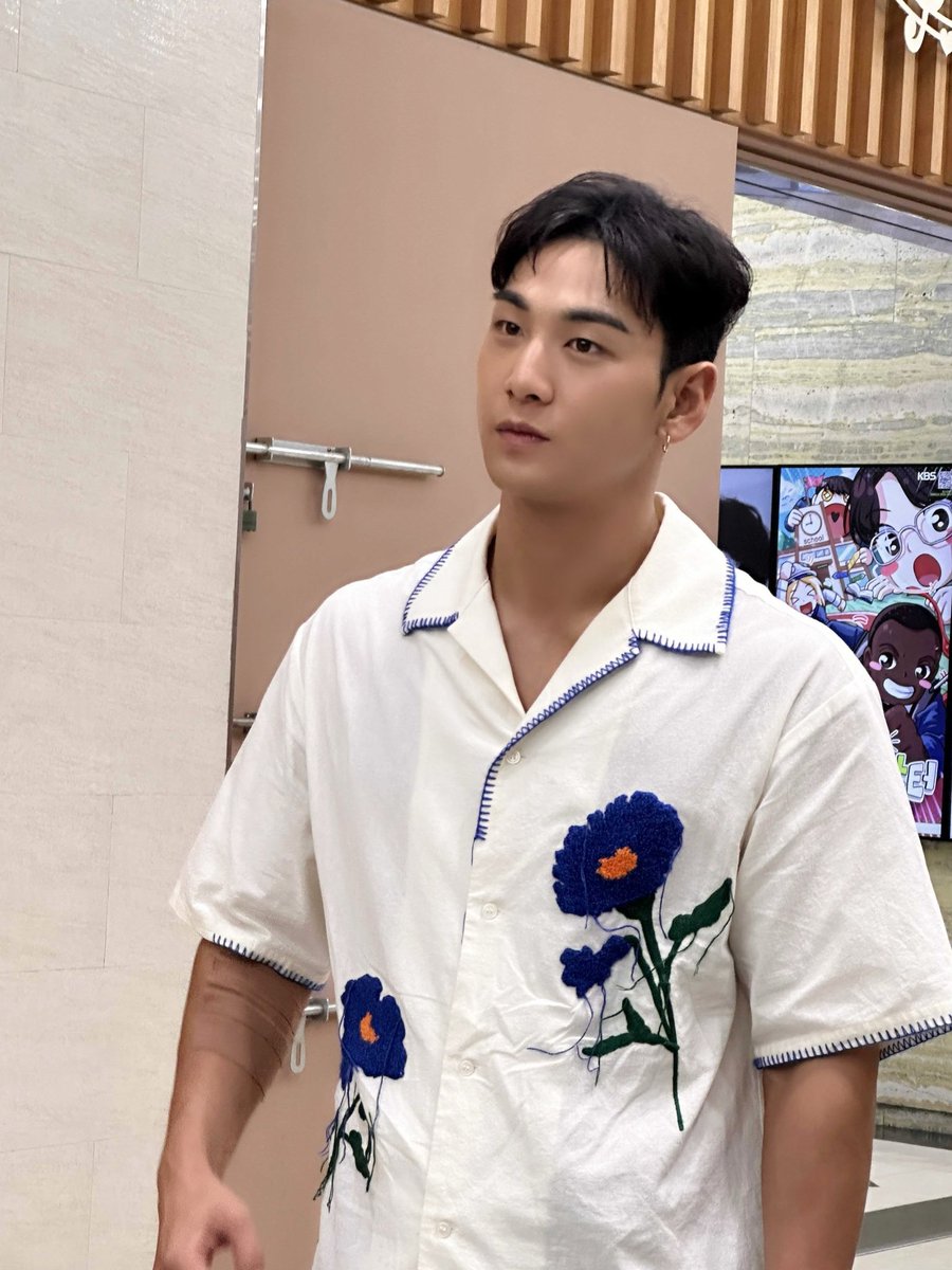 NyoongHaeSeol's tweet photo. BAEKHO for variety show <Method Club> ๐ฏโค๏ธ Behind Photos
#BAEKHO #KangDongho #๋ฐฑํธ #๊ฐ๋ํธ #NUEST #๋ด์ด์คํธ #MethodClub #๋ฉ์๋ํด๋ฝ https://t.co/kwjMd6TiwN