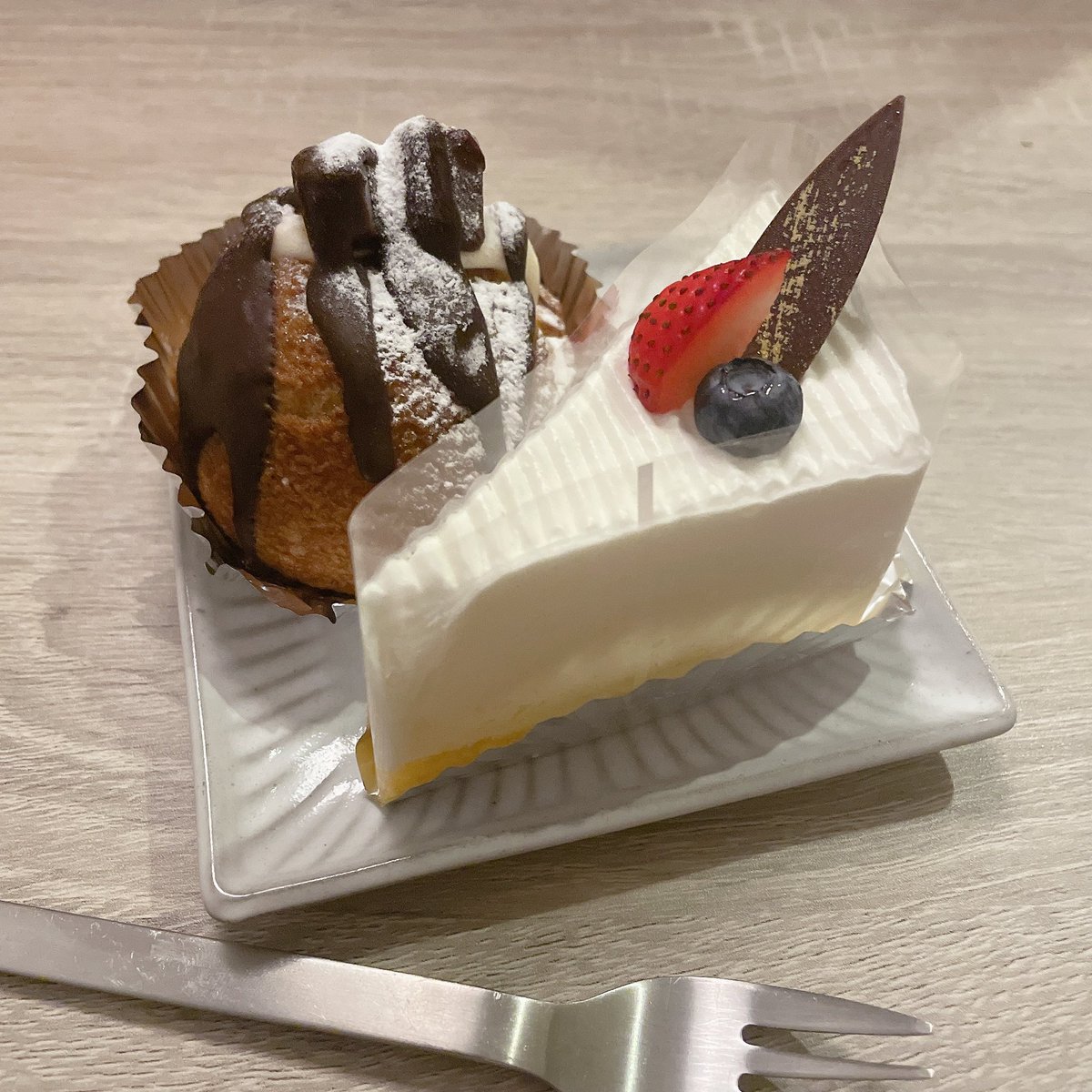cute_merryme's tweet photo. ケーキ食べちゃう🍰🌟わるいこだーー🥲 https://t.co/SWgXJETllF