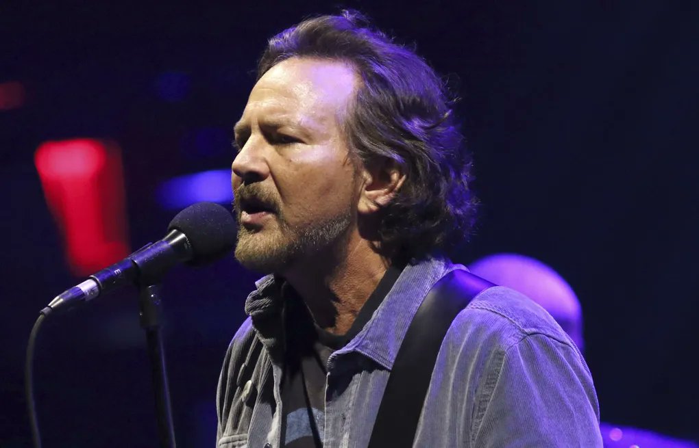 BlankCheckMeta's tweet image. ==== Eddie Vedder ====
64: Singles
73: Roadies
509: Twin Peaks The Return
