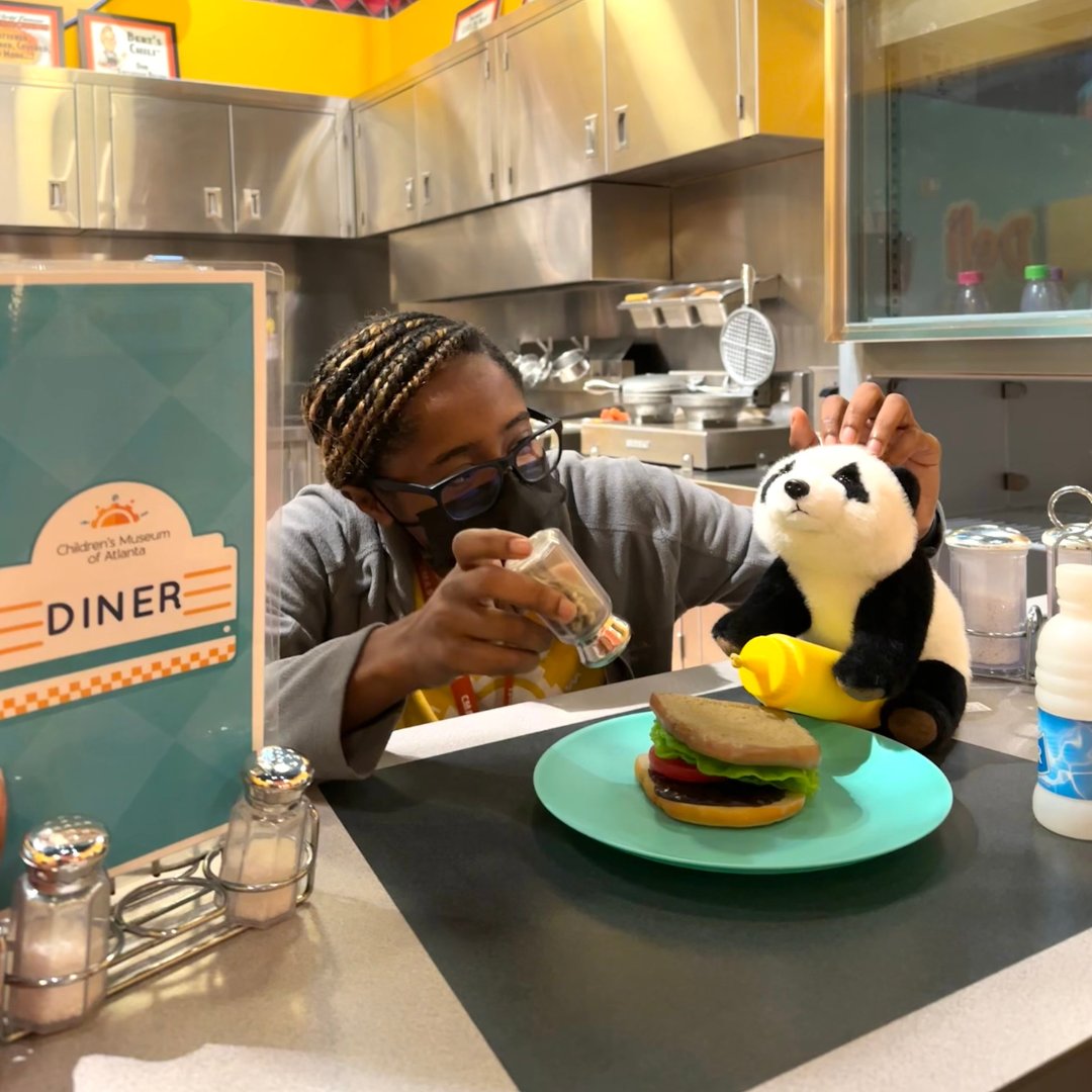 ChildMuseumATL's tweet photo. Thanks, @zooatl's giant pandas, for staying with us in ATL. Travel safely home! Thank you for coming to play! #LastCallYall! 🐼🎋💙
⁠
Thinking of joining the fun? Plan your visit today! https://t.co/ZTUX7gjzRC
⁠
#ZooATL #AtlantaZoo #KidFriendly #FamilyFun #ATL #Atlanta #Pandas https://t.co/1mCqxKLF8x