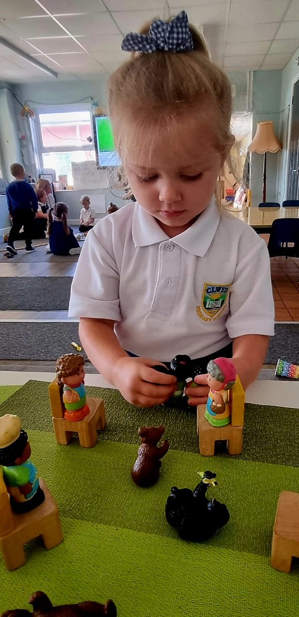ClwydPrimary's tweet photo. Our morning nursery are having so much fun exploring the provision.
They impress us every day with their creativity and resilience 🙌🏼⭐️
#clwydnursery #earlyyearsprovisionswansea #enablingenvironments https://t.co/YAHdK4wdYs