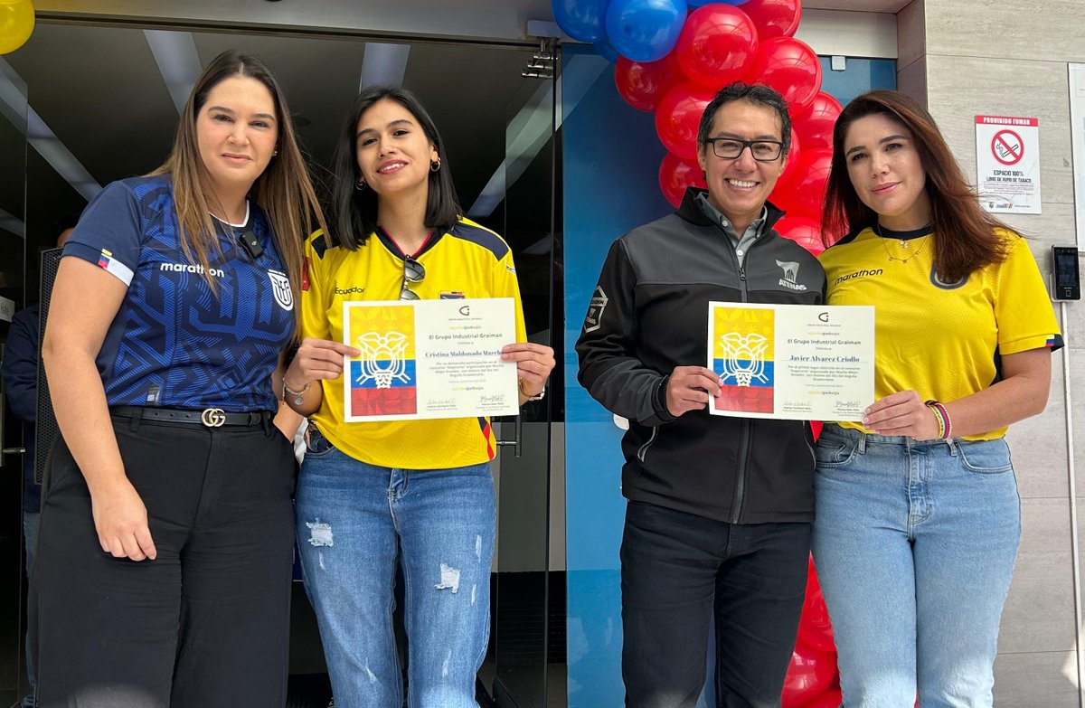 jalvarezdesign's tweet photo. Lo que viví el pasado viernes en el @SomosGIG con el #teamwork @CementoAtenas  festejando al #ecuadorquenosinspira en el #DiaDelOrgulloEcuatoriano Como no inspirarse con el abrazo de cada uno de ustedes, gracias amigos!! Gracias @MetroEcuador por tanta alegría.

#Cuenca #Ecuador https://t.co/zMYmBHWt6s