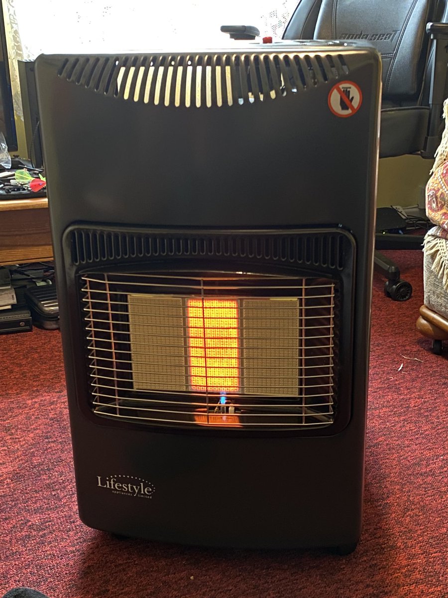 Darren of Plymouth tweet media