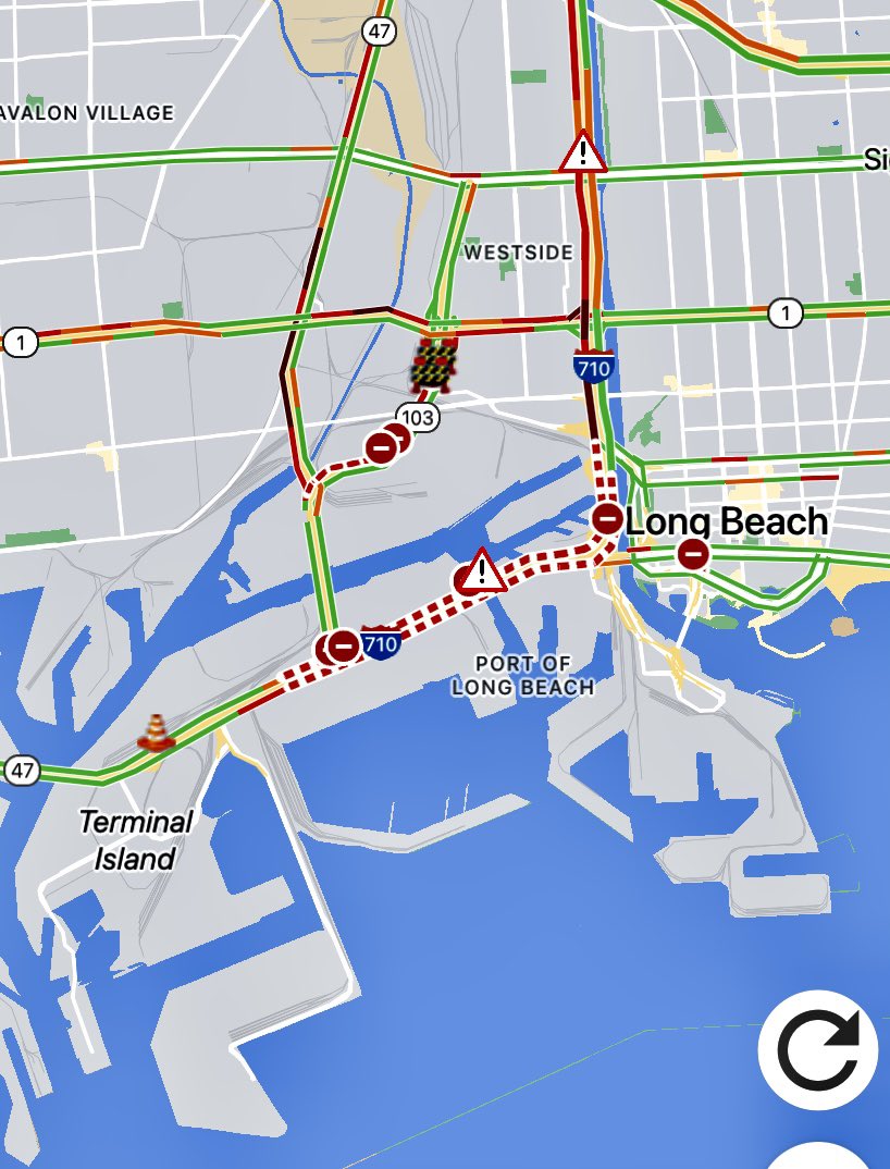 CaltransDist7's tweet image. ❗️TRAFFIC ADVISORY❗️ Interstate 710 in Long Beach is closed in both directions at the new Gerald Desmond Bridge, also known as the Long Beach International Gateway, due to police activity. Traffic diverted to PCH from SB I-710.