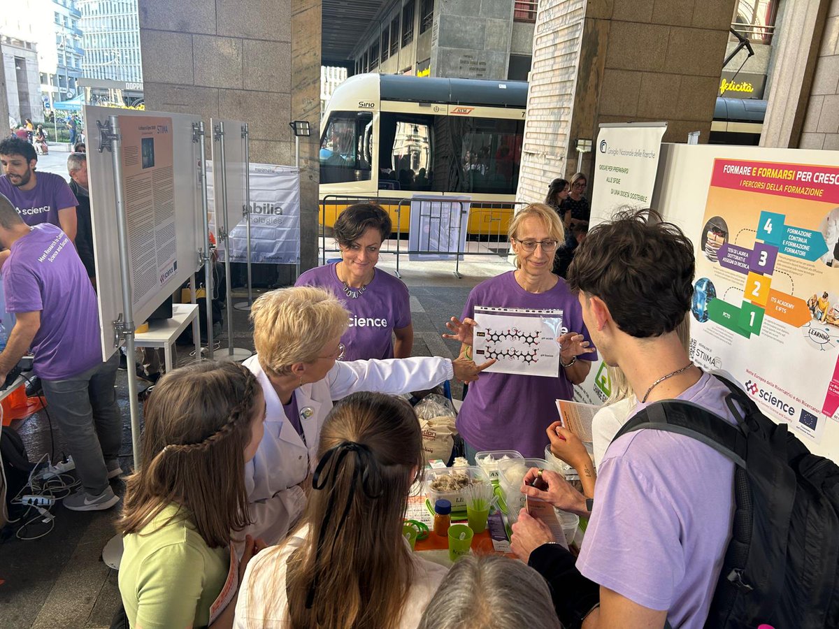STIIMA-CNR (@stiimacnr) on Twitter photo Grande interesse, curiosità, esperienze immersive: l'entusiasmante risposta di pubblico alle attività dei ricercatori @Stiima-CNR durante la Notte (ed il giorno) Europea dei Ricercatori #europeanresearchernight #Biella #Milan #Lecco #Bari @CNRSocial <a href="/sharpernight/">SHARPER Night</a> Grande interesse, curiosità, esperienze immersive: l'entusiasmante risposta di pubblico alle attività dei ricercatori @Stiima-CNR durante la Notte (ed il giorno) Europea dei Ricercatori #europeanresearchernight #Biella #Milan #Lecco #Bari @CNRSocial <a href="/sharpernight/">SHARPER Night</a>
