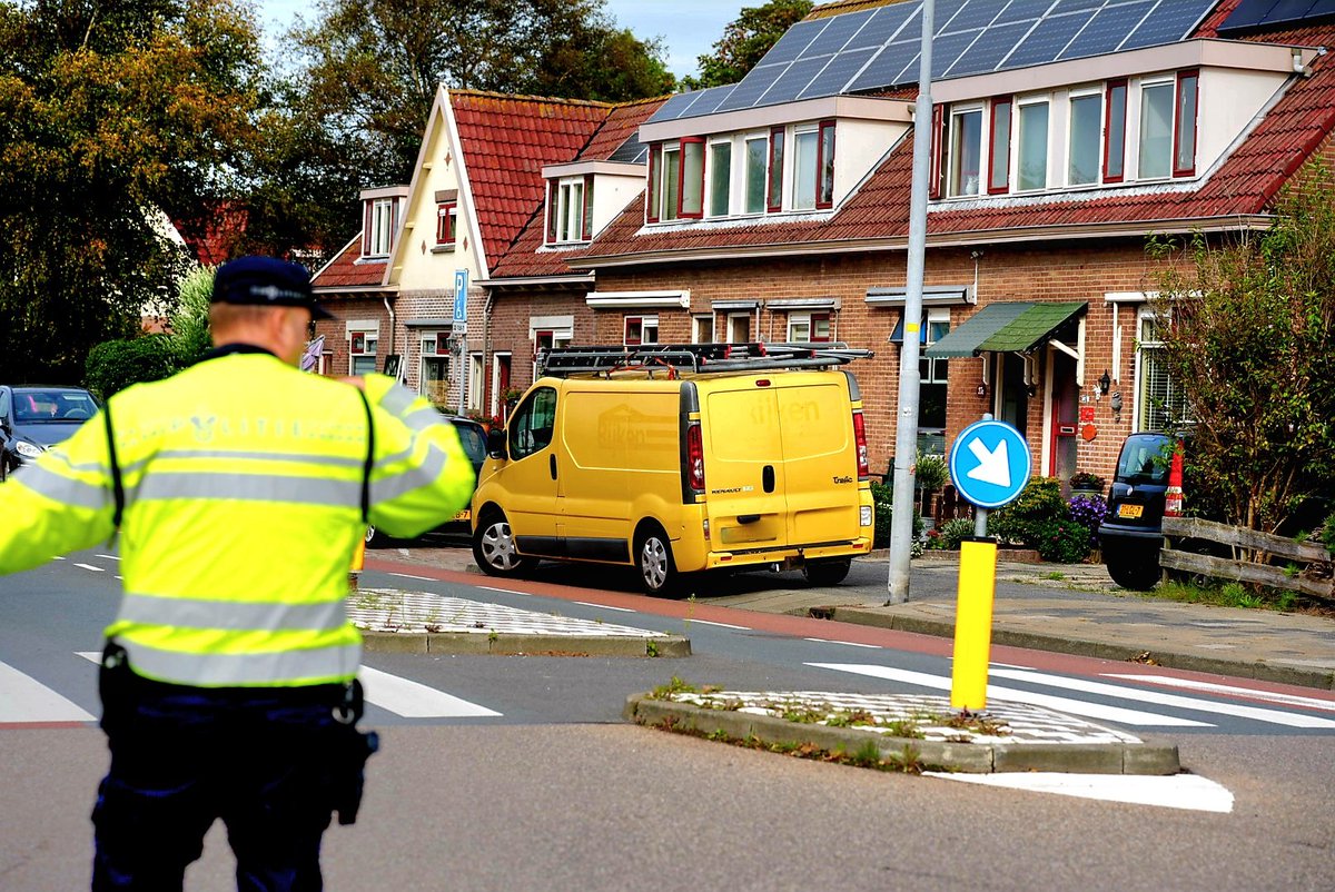 GLOCALmedia112's tweet image. Fietser aangereden, beetuurder bedrijfsbus naar politiebureau vermoeden artikel 8 
noordhollandsdagblad.nl/regio/noordkop… 

#glocalmedia #prio1 #denhelder