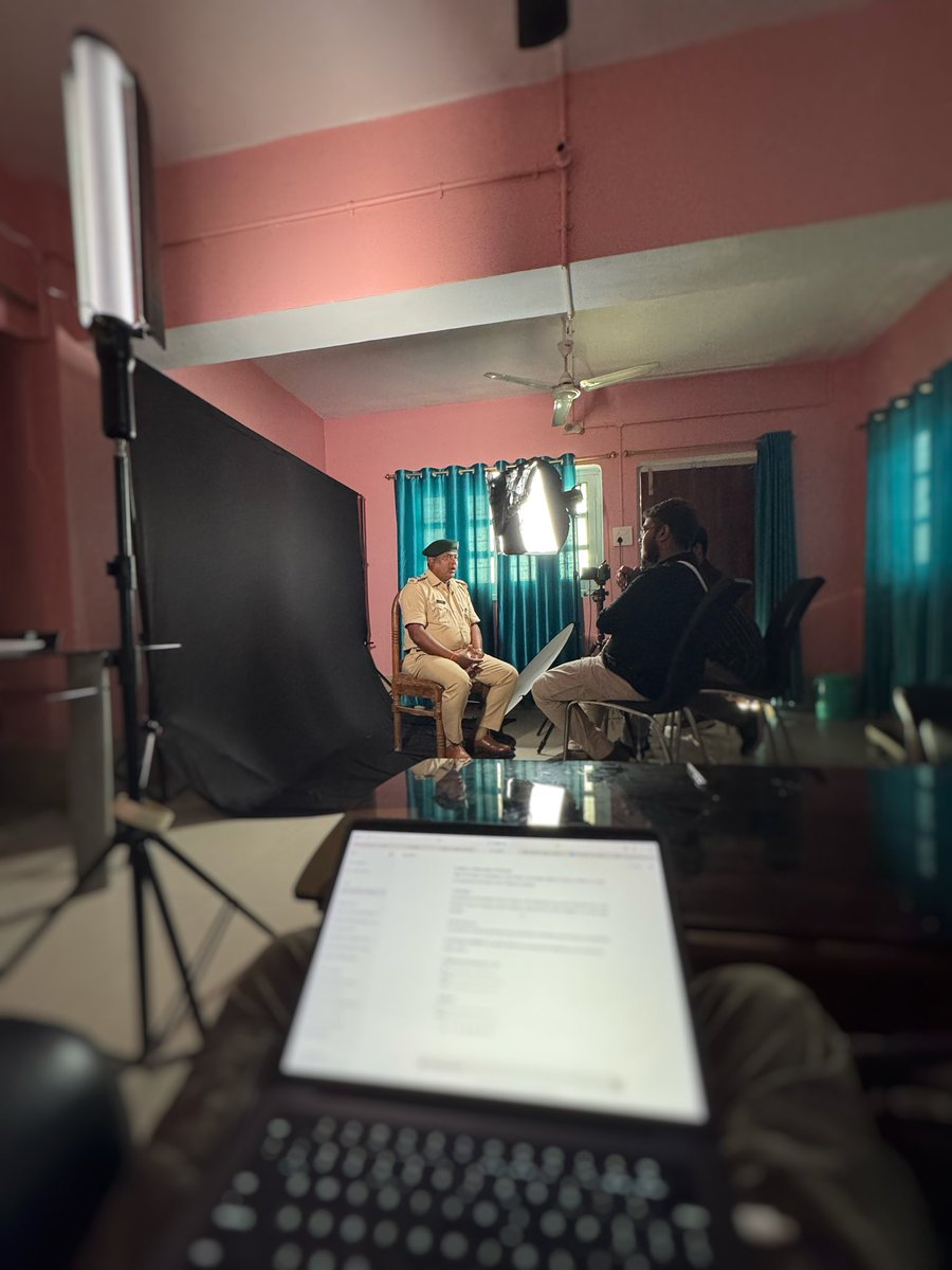 callmekaushik_'s tweet photo. Doing what I love ❤️
Documenting stories.

#Filmmaking #bihar #stories #Documentary #filmmaker https://t.co/T9unu1q4SD