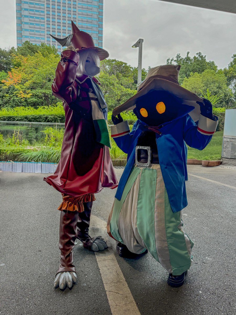 atm2987's tweet photo. ゲームショウお疲れ様でした！
フライヤのごうさんと一緒に遊びに行ってました！！ビビ相変わらず暑い！！！笑
29日はありがとうございましたー！！いろんな方とお話しできて楽しかったです(*^○^*) 
来年も楽しみ(*^○^*) ごうさんいつもありがと┗(^o^ )┓三　

フライヤ@Gou_QwQv 
ビビ　私 https://t.co/FShXNG6Cjz