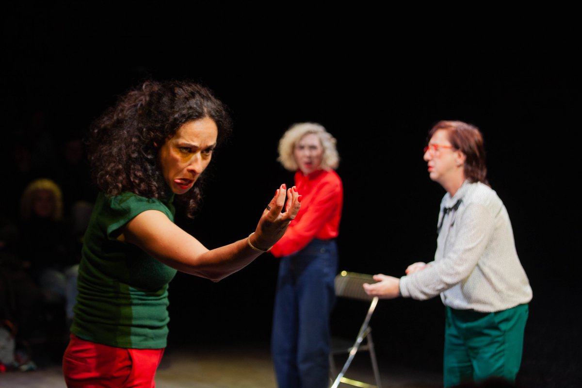 Espai Texas (@espaitexasbcn) on Twitter photo Setmana de novetats teatrals! 'Llegat' d'<a href="/AkaBcn/">AKA TEATRO</a>, 'Paradís' d'<a href="/ElSomniProd/">El Somni Produccions</a>, 'Neon hand: escribiendo un musical' de <a href="/joanvazkez/">Joan Vazquez</a> i més funcions d''Assassinat al club' d'<a href="/ImproBarcelona/">𝐈𝐌𝐏𝐑𝐎𝓫𝓪𝓻𝓬𝓮𝓵𝓸𝓷𝓪</a>.
🎟️Si vols gaudir del millor teatre, t'esperem al Texas! espaitexas.cat/teatre/ Setmana de novetats teatrals! 'Llegat' d'<a href="/AkaBcn/">AKA TEATRO</a>, 'Paradís' d'<a href="/ElSomniProd/">El Somni Produccions</a>, 'Neon hand: escribiendo un musical' de <a href="/joanvazkez/">Joan Vazquez</a> i més funcions d''Assassinat al club' d'<a href="/ImproBarcelona/">𝐈𝐌𝐏𝐑𝐎𝓫𝓪𝓻𝓬𝓮𝓵𝓸𝓷𝓪</a>.
🎟️Si vols gaudir del millor teatre, t'esperem al Texas! espaitexas.cat/teatre/