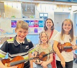 StronePrimary's tweet photo. Some of of our fiddle pupils took part in the Dunoon Trad Fest this weekend.  Well done everyone!! Pictured here with Abigail Pryde. https://t.co/xxHzDbCoNo