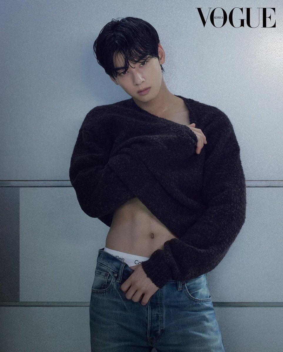 soloveeunwoo's tweet photo. ชาอึนอู x Calvin klein แลงมา��ช่วยด้วยๆๆๆ 😭 https://t.co/AZMJ2cPrq5
