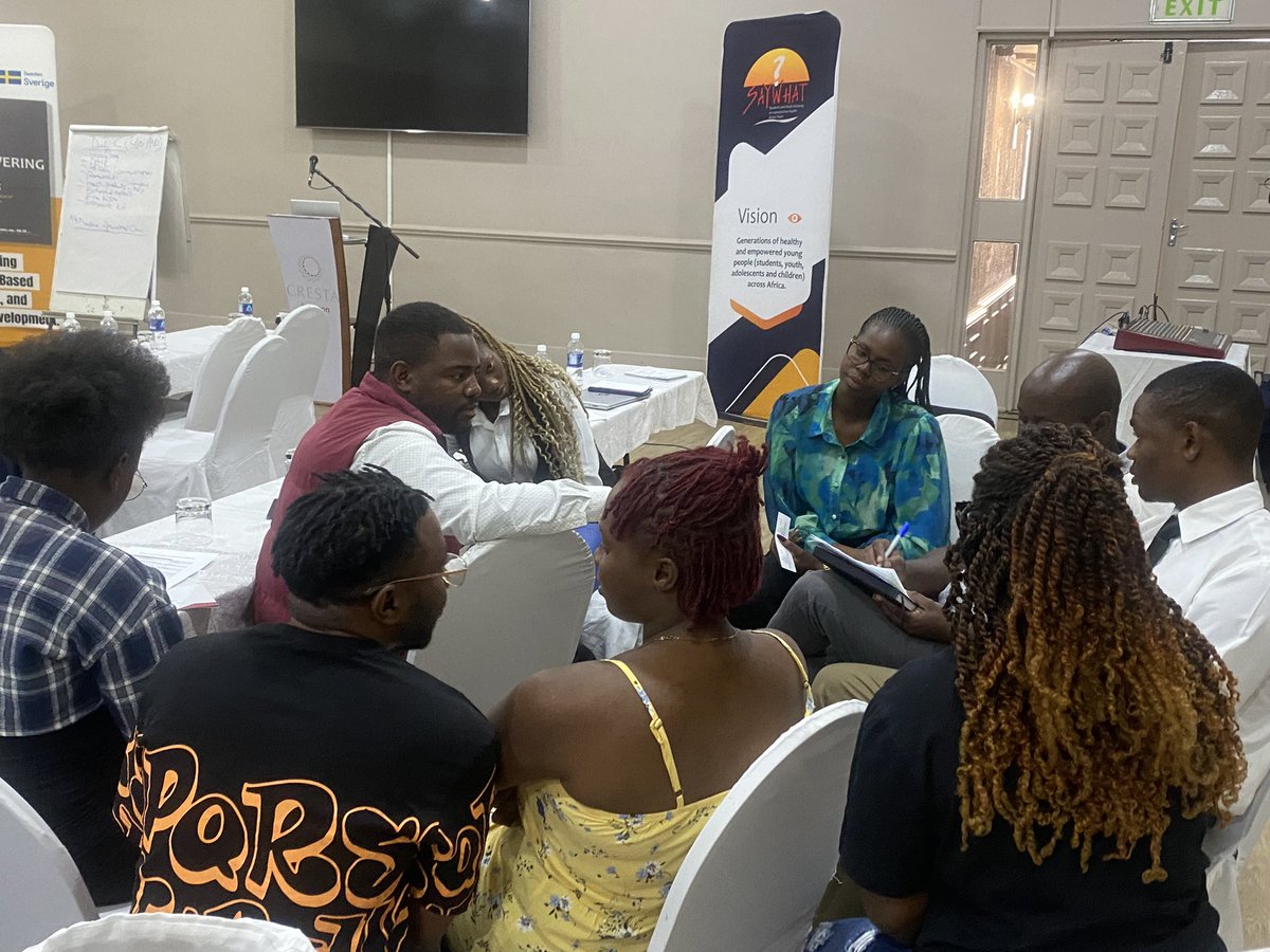 SAYWHATOrg's tweet image. Young people in group discussions trying to find solutions to the following:
1. How to increase the NSP coverage and accessibility 
2. Enhance needle exchange and disposal
3. Improve data collection and monitoring 
#pwuids #EndDrugAbuse #InjectableDrugs #EndNeedleExchange